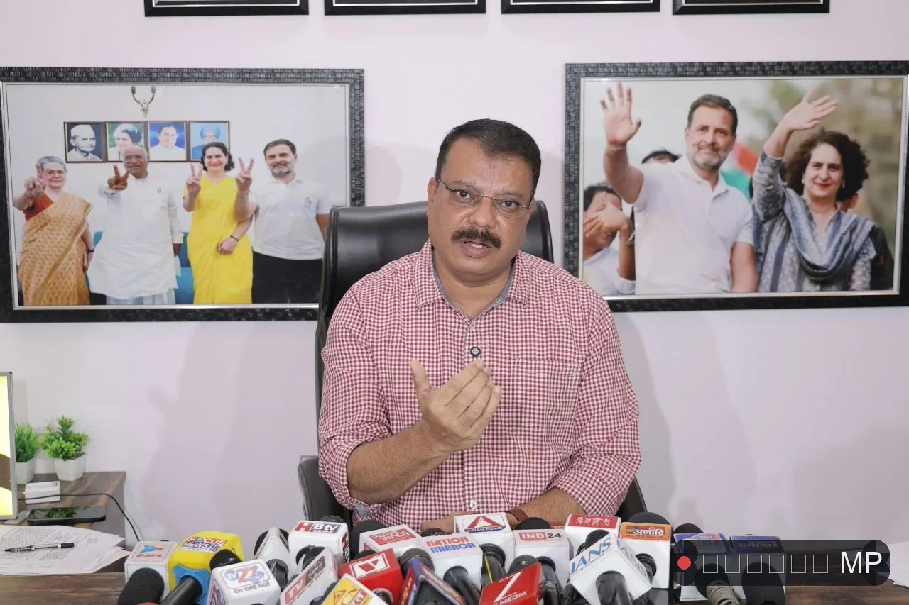 दिल्ली में राहुल भोपाल में उमंग सिंघार ने चुनाव आयोग को बताया भाजपा का 'एजेंट' जिन राज्यों में कांग्रेस की सरकार है वहां का राज नहीं खोला