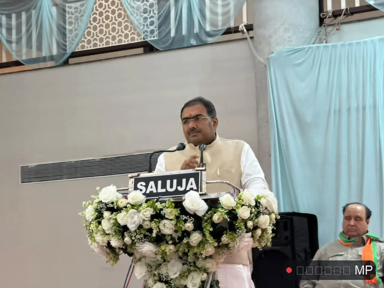 एमपी बीजेपी में 'माइक्रो मैनेजमेंट' के मुरीद हुए संगठन महामंत्री चन्द्रशेखर तिवारी कहा संगठन में कोई दायित्व छोटा बड़ा नहीं
