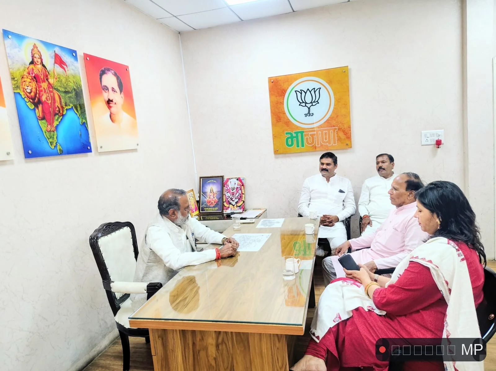 बीजेपी अध्यक्ष हेमंत खंडेलवाल का नवाचार कार्यकर्ताओं के लिए बना 'संजीवनी' 'सहयोग सेल' से दूर हो रही कार्यकर्ताओं की शिकायत