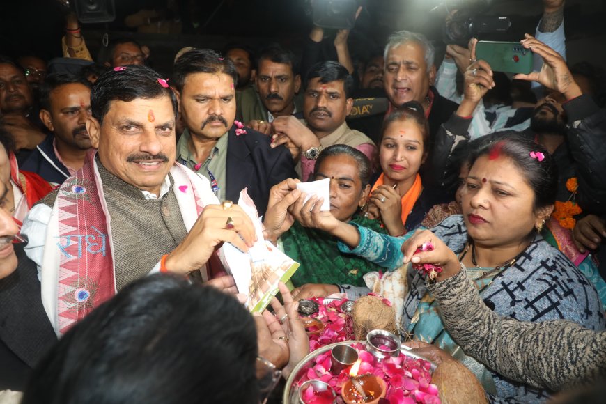 प्रसूताओं का 'मोहन' सरकार ने छोड़ा साथ,56 करोड़ रुपये देना बांकी,भटकने को मजबूर प्रसूताएं