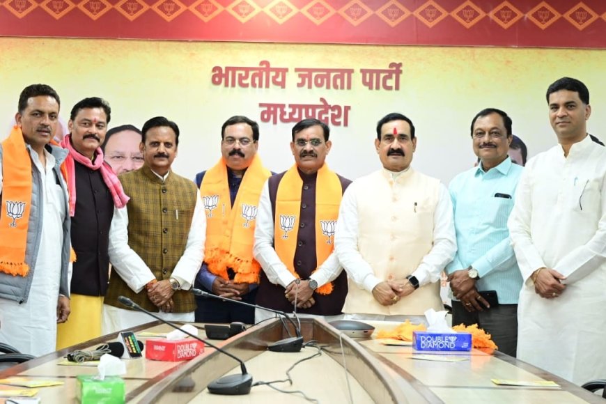 कांग्रेस में फिर बीजेपी ने लगाई सेंध,लीगल सेल के अध्यक्ष शशांक शेखर बीजेपी में हुए शामिल