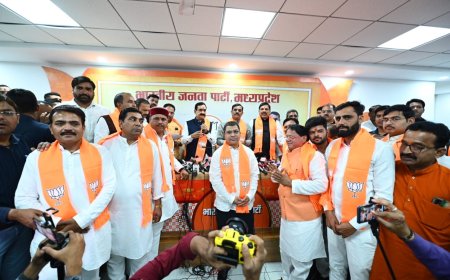 कमलनाथ के सबसे करीबी ब्यक्ति ने छोड़ा हाथ,हजारों कार्यकर्ताओं ने ली बीजेपी की सदस्यता