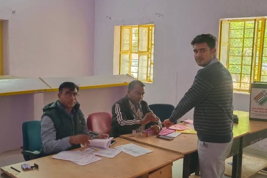 चुनाव ड्यूटी में लगे शासकीय कर्मचारी कहां डालेंगे वोट,निर्वाचन आयोग ने दी बड़ी सुविधा