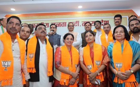 ...और कितना टूटेगी कांग्रेस,क्या कर रहे हैं पीसीसी चीफ पटवारी,फिर सैकड़ों कार्यकर्ता बीजेपी में हुए शामिल