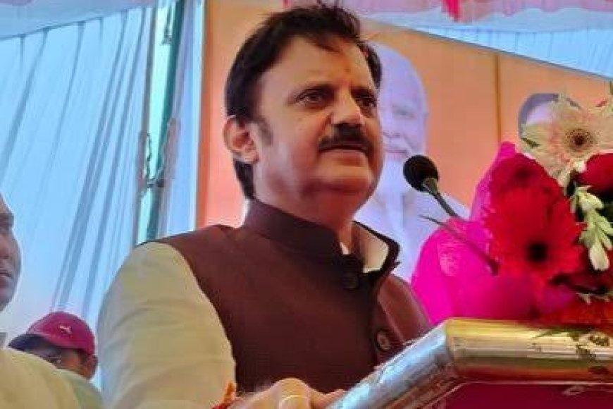 स्वास्थ्य सेवाओं का हाल बेहाल,राजेन्द्र शुक्ला नहीं दिखा पाए कमाल,चिकित्सकों की कमी से जूझ रहे प्रदेश के अधिकतर सामुदायिक स्वास्थ्य केन्द्र