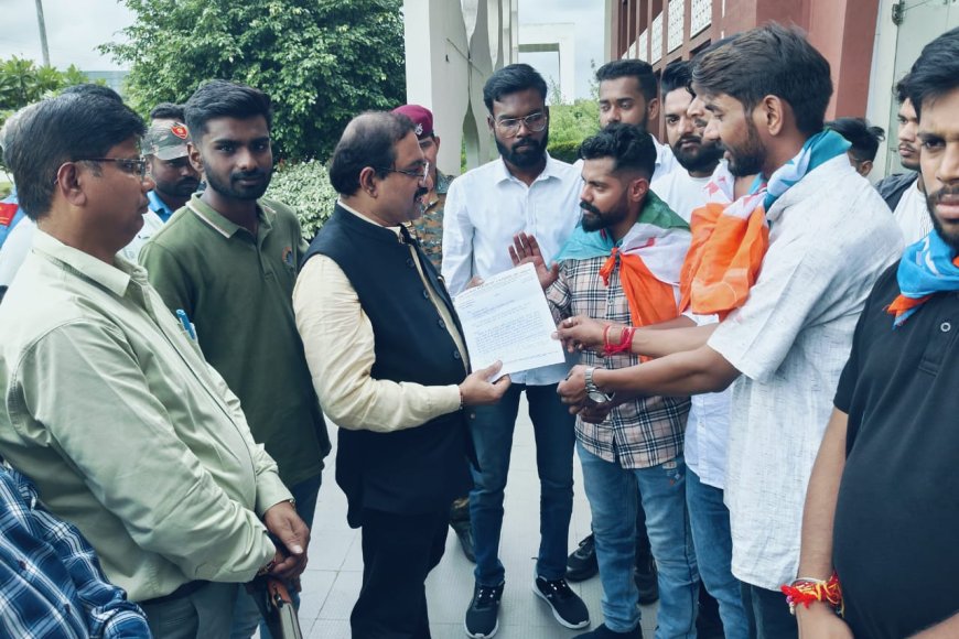 NSUI ने माखनलाल विश्विद्यालय के कुलगुरु पर लगाया आरोप,एबीवीपी के खिलाफ कुलगुरु को सौंपा ज्ञापन