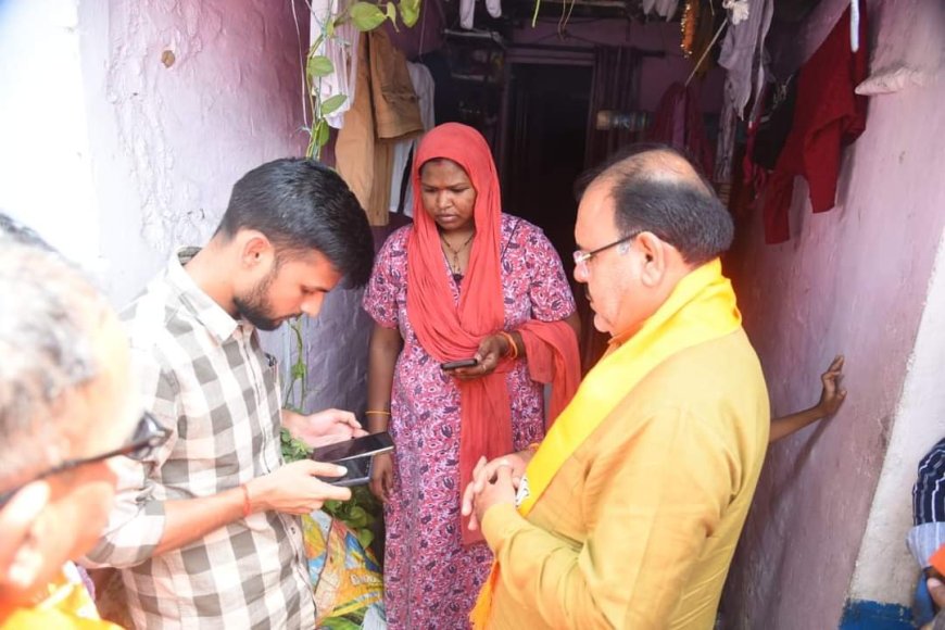 भाजपा के विशेष सदस्यता दिवस पर प्रदेश महामंत्री भगवानदास सबनानी ने घर-घर जाकर बनाए सदस्य