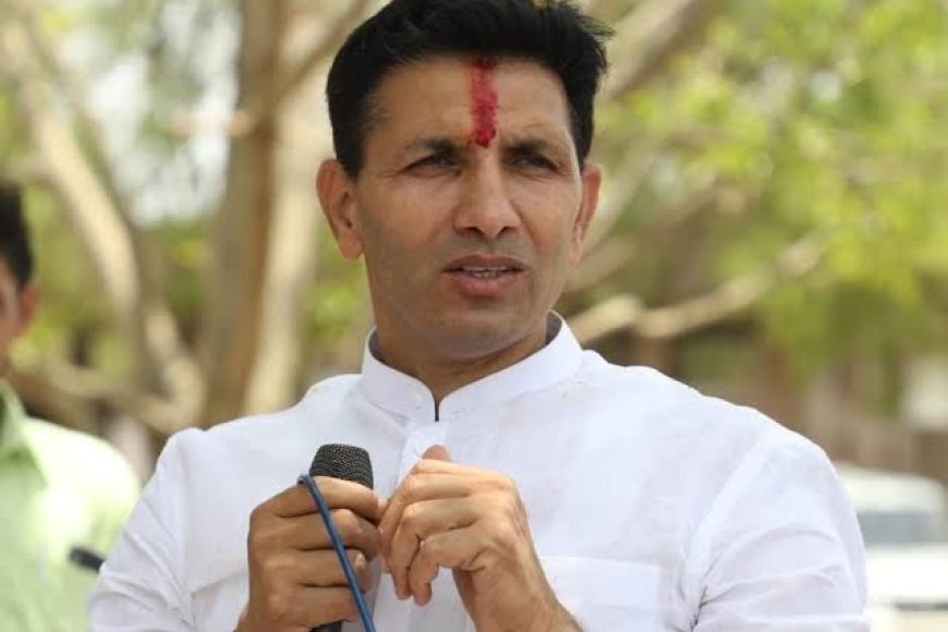 जीतू पटवारी भाजपा पर लगाएंगे ‘लगाम’ विजयपुर में कार्यकर्ताओं को संबोधित करते हुए भाजपा सरकार की योजनाएं गिना कर ‘लगाम’ लगाने का किया अनुरोध