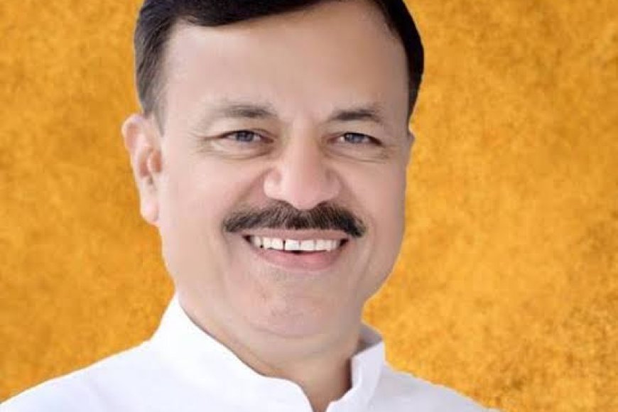 '500 शिक्षक स्कूल' नहीं आते शिक्षा मंत्री ने मंच पर स्वीकारी बात,कांग्रेस अध्यक्ष ने किया प्रहार