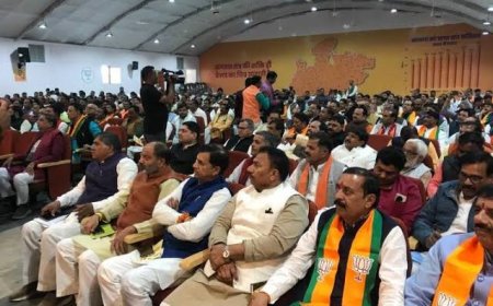 भाजपा के जिला अध्यक्षों की बढ़ेंगी 'मुस्किलें' संगठन एप से रखी जाएगी नजर