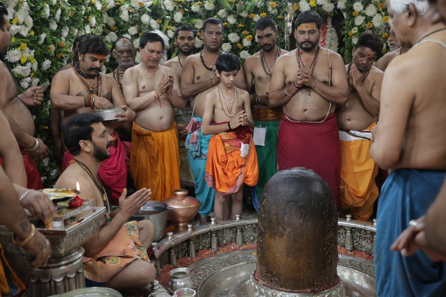 शिव ही सत्य हैं शिव ही सुंदर हैं आखिर क्या हैं शिव पढ़िये मुखबिर