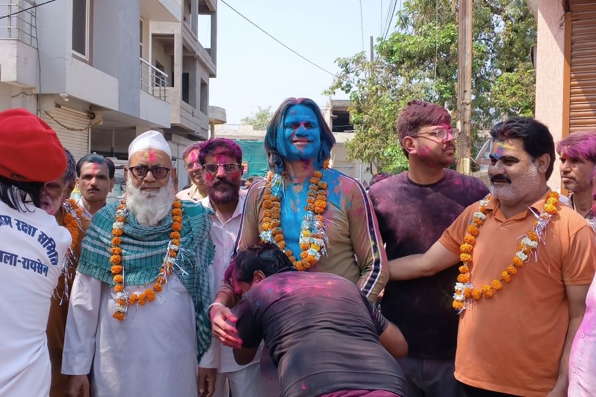 रंगपंचमी पर निकला चल समारोह सांप्रदायिक एकता की मिसाल, मुस्लिम त्योहार कमेटी ने हिंदू समिति का किया स्वागत