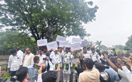 कपड़े के बजाय 'पत्ते' क्यों पहन कर विधानसभा गए कांग्रेस के विधायकःपढ़िए मुखबिर पर खबर