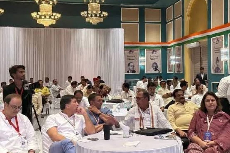 दो नवंबर से कांग्रेस जिला अध्यक्षों की लगेगी 'क्लाश' नौ को राहुल गांधी राजनीतिक मामलों की ले सकते हैं बैठक
