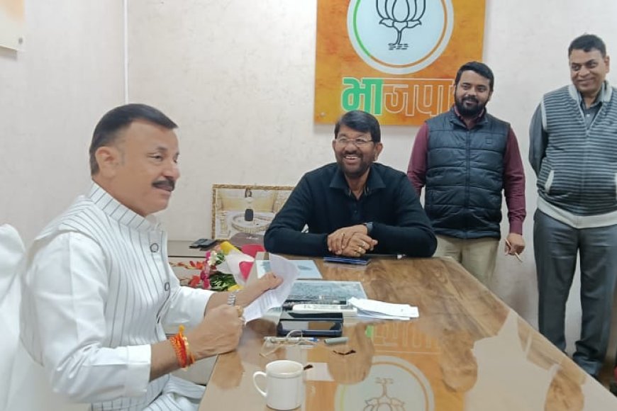 भाजपा के सहयोग सेल में कार्यकर्ताओं की घटती भीड़ दे रही कई प्रश्नों को जन्म