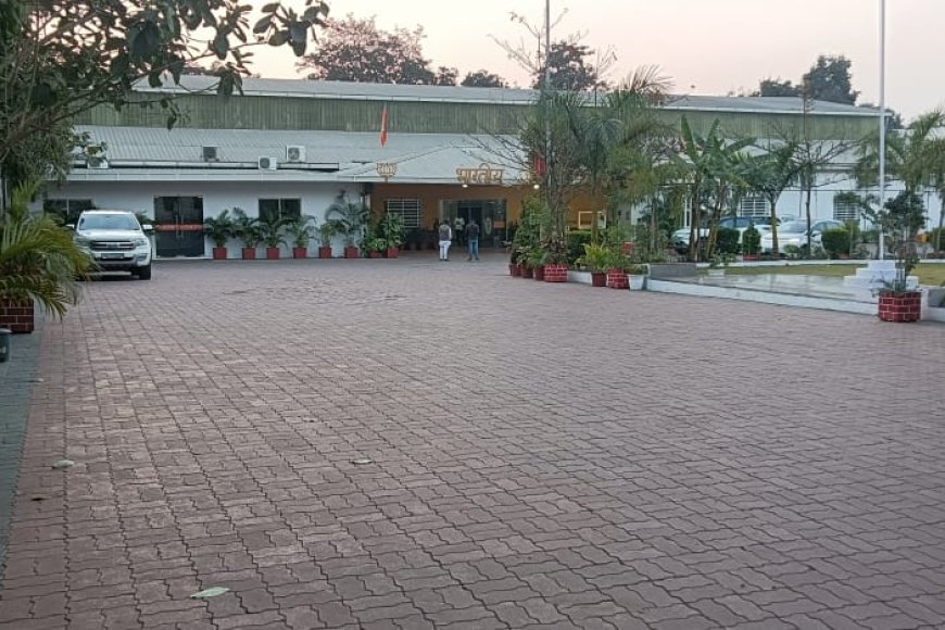 चना चबैना से शुरु हुई बीजेपी की बैठक गंभीर मुद्दों तक पहुंची संगठन महामंत्री हितानंद शर्मा बैठक में हुए शामिल