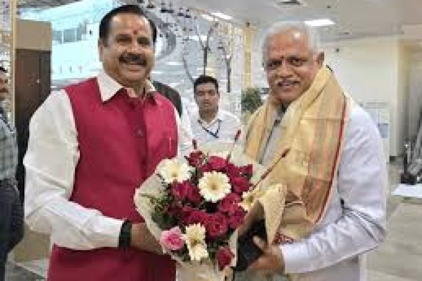 भाजपा में क्या होने वाला है- दिल्ली में सीएम और भोपाल में 'संतोष' कुछ तो खिचड़ी पक रही है?