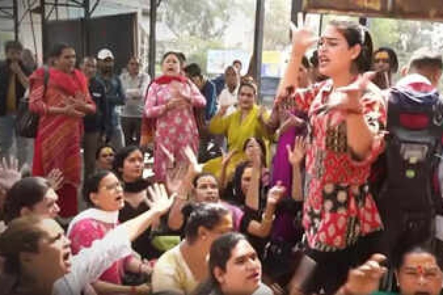 भोपाल में किन्नरों पर धर्म बदलने का दबाव य गद्दी की लड़ाई अब सड़क पर आई पढ़िए मुखबिर