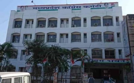 आदिवासियों के बीच पैठ बनाने के लिए कांग्रेस बनाएगी सलाहकार परिषद