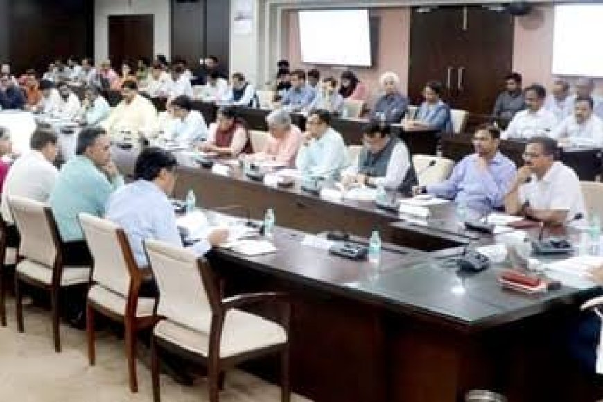 मुख्य सचिव अनुराग जैन ने क्यों कहा कि मैं 'चीफ कम्प्लेंट ऑफिसर बन गया हूं' पढ़िए मुखबिर पर खबर