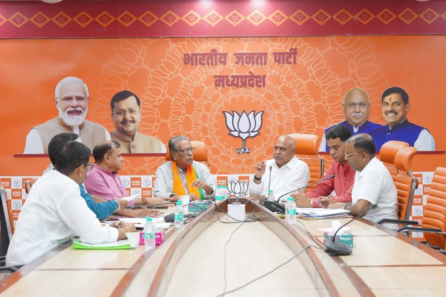 खाली बैठे पूर्व मंत्री उमाशंकर गुप्ता को बीजेपी अध्यक्ष ने दिया काम भवन निर्माण एवं संदृढ़ीकरण समिति का बनाया संयोजक