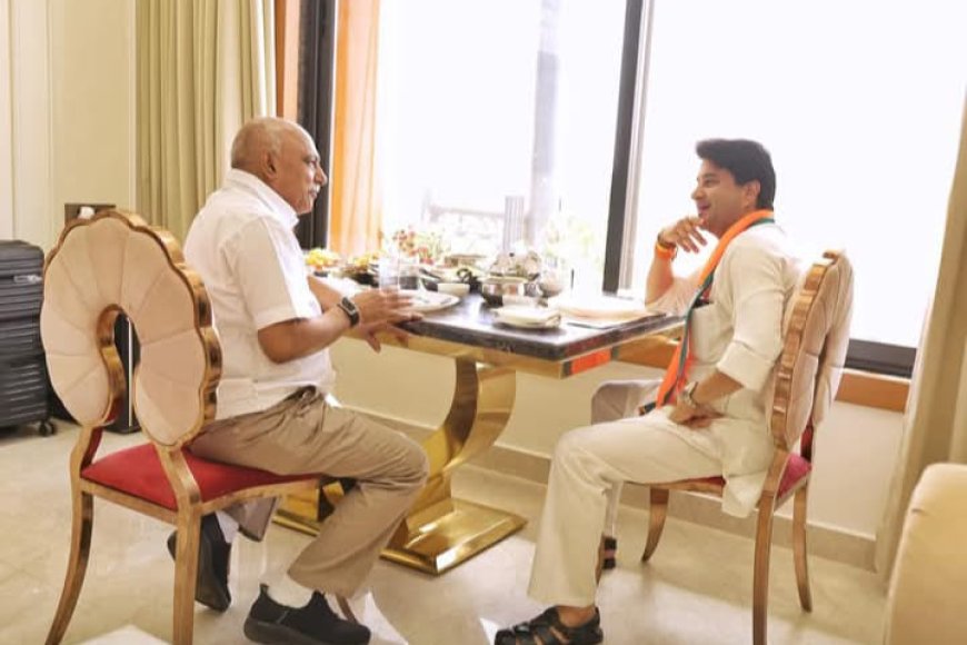 ज्योतिरादित्य सिंधिया और खंडेलवाल की तस्वीर कुछ कह रही है जरा सुनिए तो मुखबिर की जुवानी