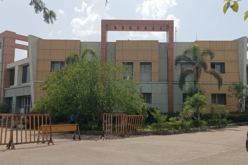 भोपाल RTO कार्यालय को किससे खतरा है निजी एजेंसियों से सुरक्षा कर्मी हायर कर सुरक्षा व्यवस्था की गई है दुरुस्त आखिर कौन देता है वेतन