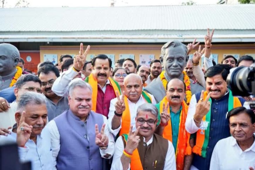 पटवारी के 'संगठन सृजन' पर बीजेपी की दो अंगुलियां भारी साल भर की मेहनत एक दिन में हुई ध्वस्त