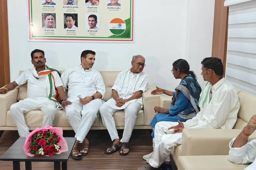 दिग्विजय सिंह सीएम के समर्थन में क्या आए कांग्रेस ने तो उन्हें 'स्लीपर' सेल ही घोषित कर दिया