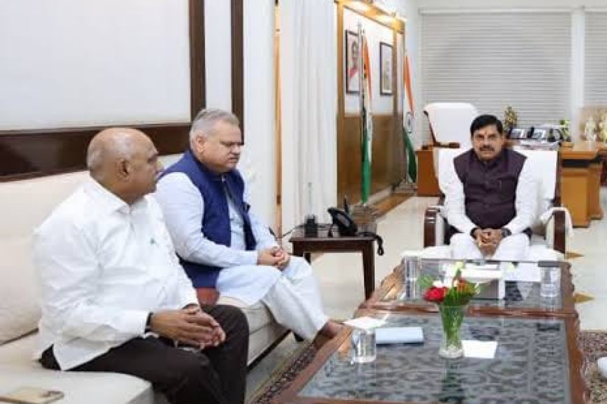फसल में गिरे ओले और सियासत में पड़े तमाचों के निशान कुछ समय बाद दिखाई पड़ते हैं कुछ ऐसे ही निशान एमपी में भी दिखेंगे